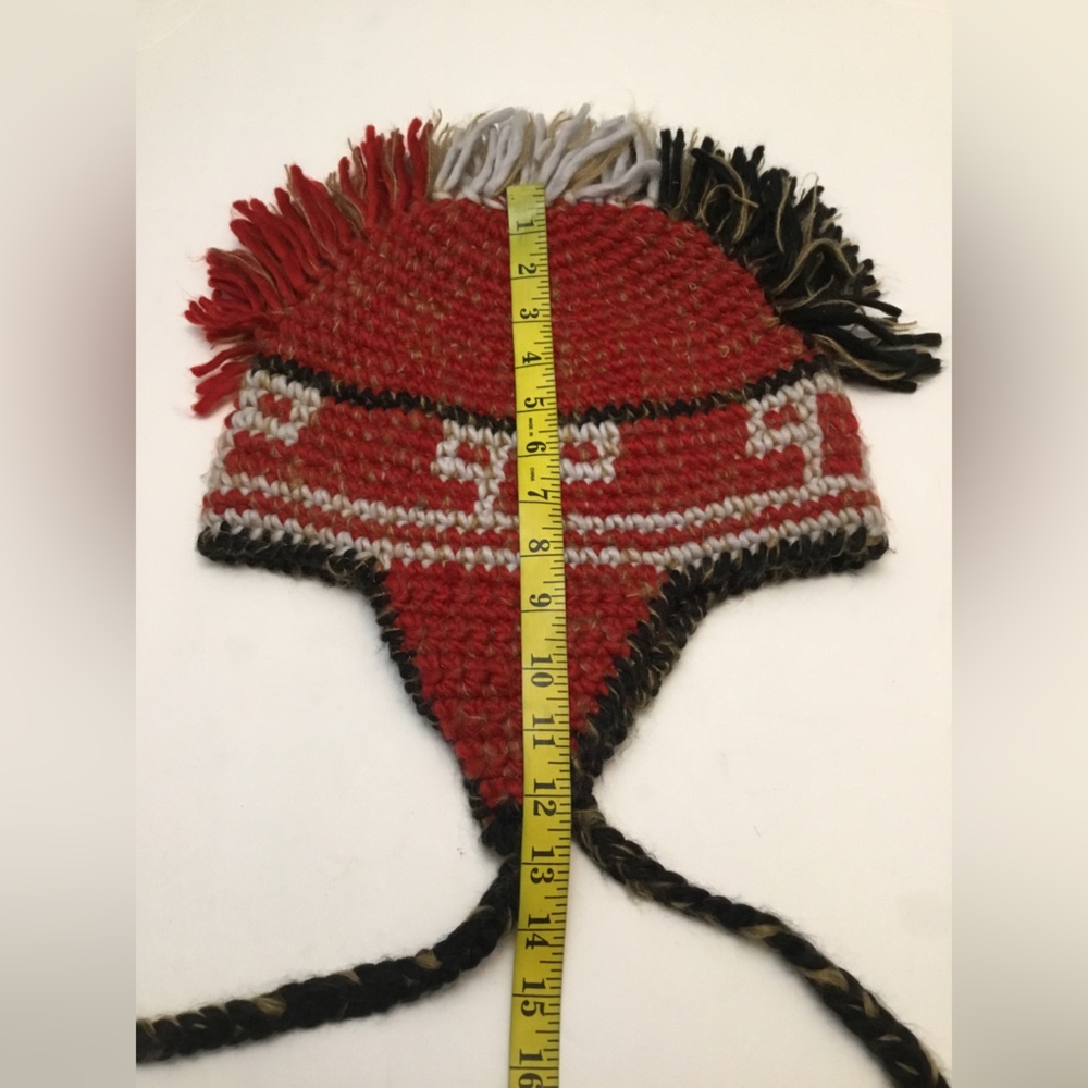 City Hunter Cozy Red and Black Knit Hat